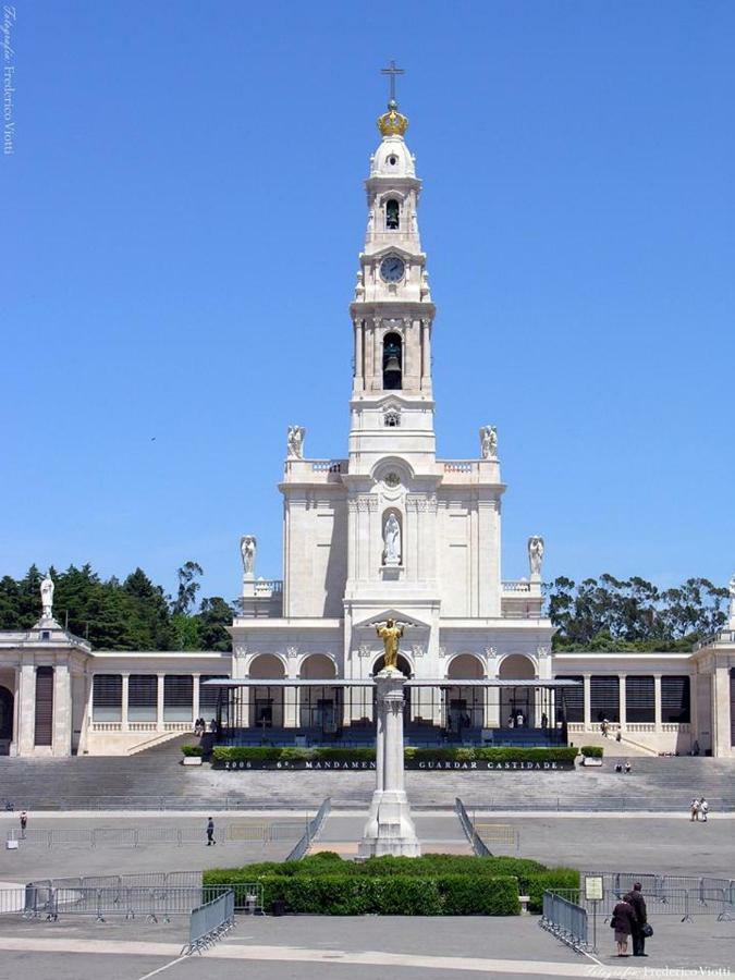 Apartamento 300 Metros Do Santuario De Fatima T4 エクステリア 写真